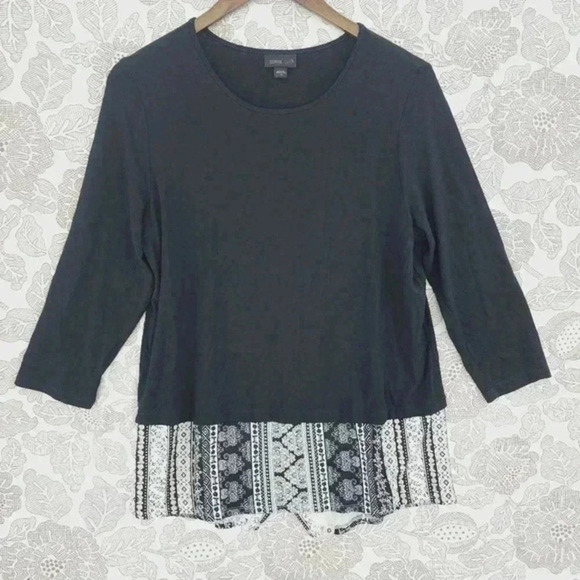 J. jill Tops - Wearever Collection J. Jill 3/4 sleeve Crewneck Paisley Slit‎ Blouse M 1528